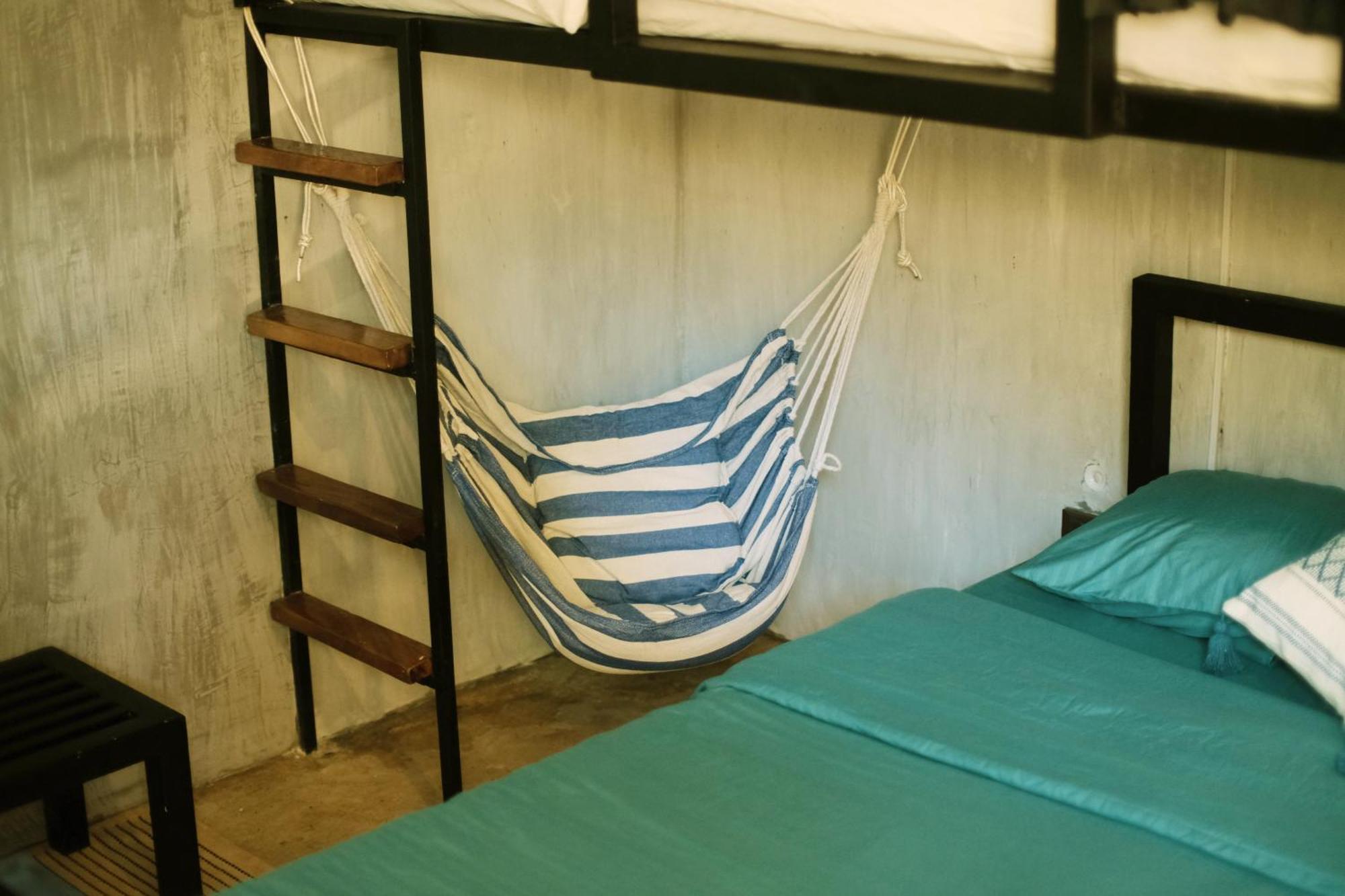 Ocoy Beach People Hostel Bantayan Island מראה חיצוני תמונה